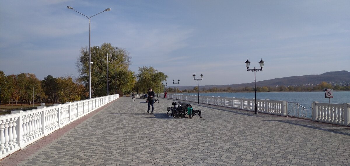 Вблизи главного пирса