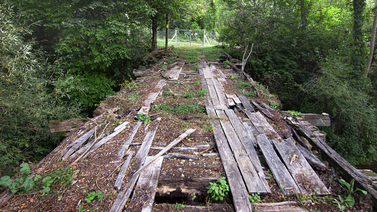Заброшенный горно-обогатительный комбинат
