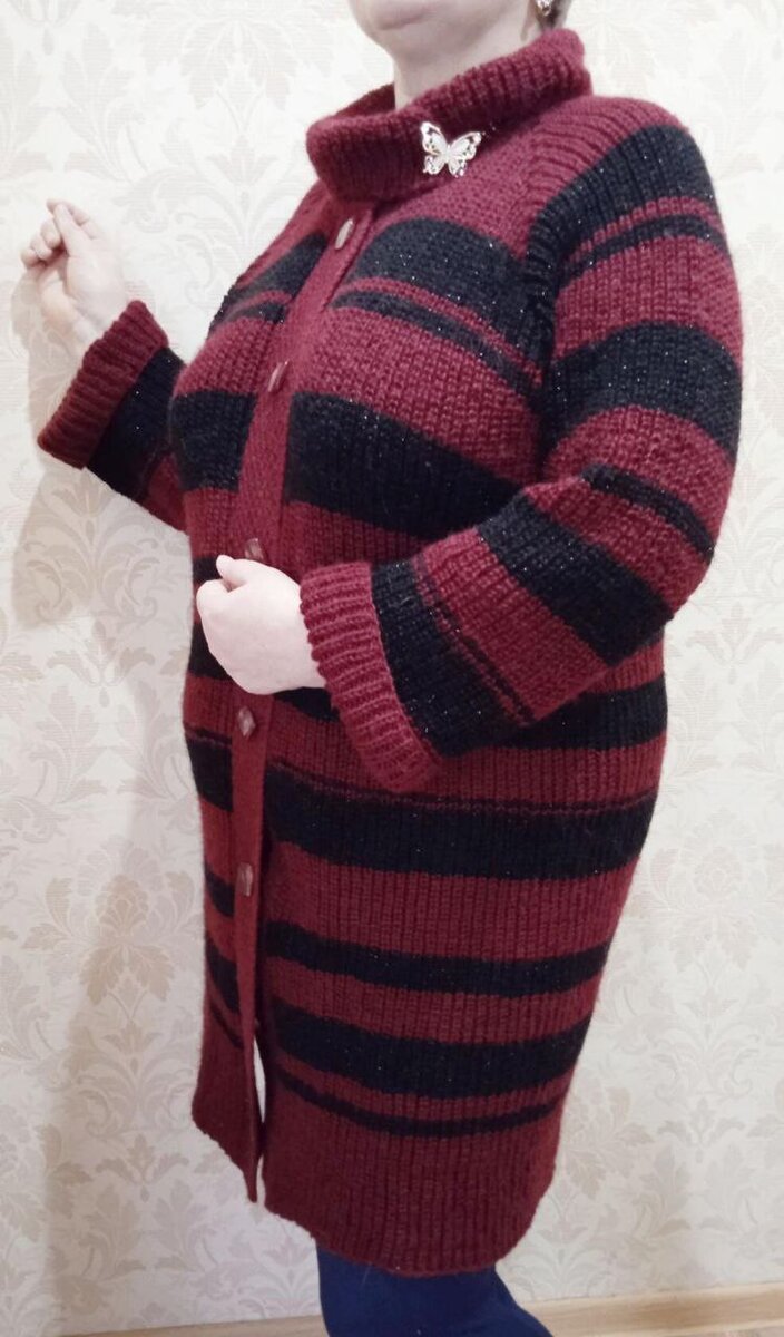 Полоски вязала, как вздумается, главное, чтобы все были разные и ни одна не повторяла другую, фото автора