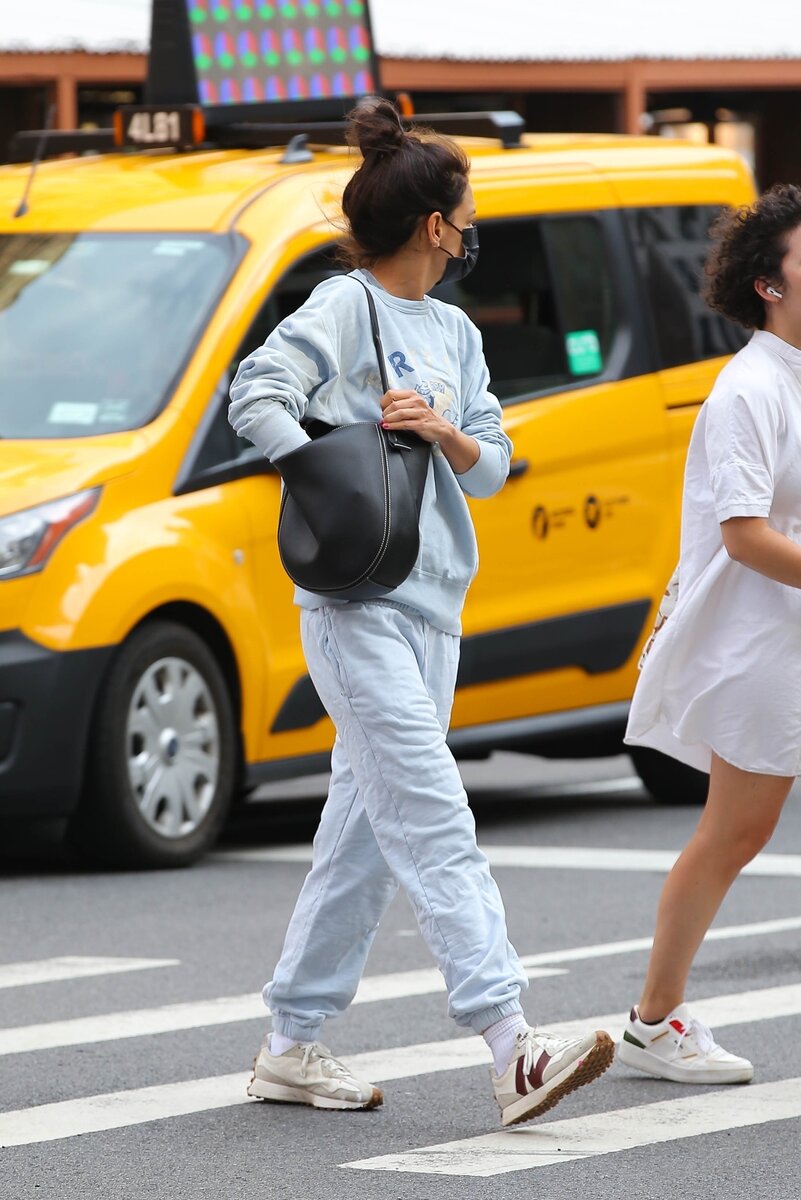     Кэти Холмс в Нью-Йорке, июль 2022 года