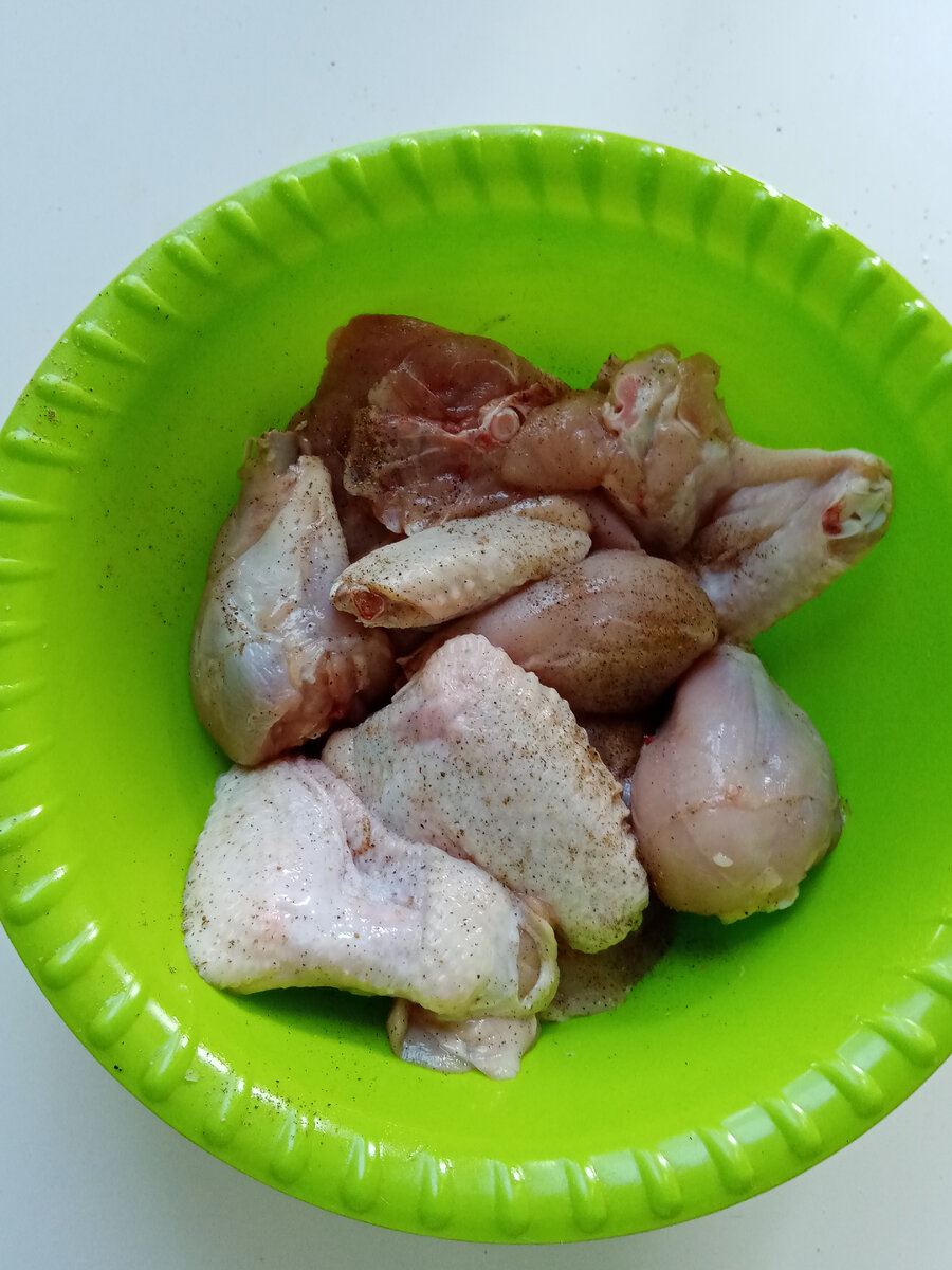 ЛИСТАЙТЕ ГАЛЕРЕЮ