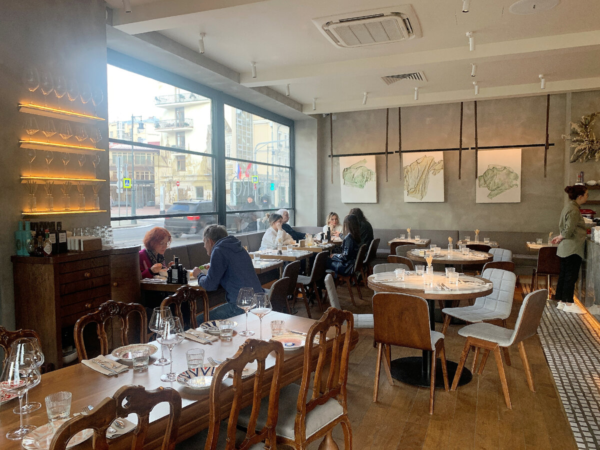 Интерьер ресторана Linbistro