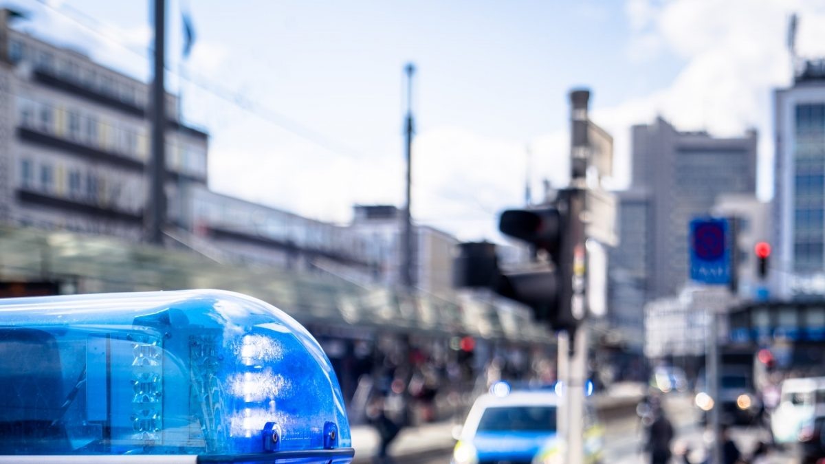    Фото: Mika Baumeister / Unsplash Август Макаров