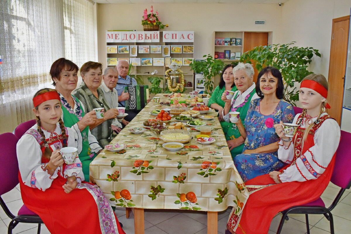 В Князевском доме культуры прошел веселый, шумный и вкусный праздник -  Медовый Спас | Новости Тукаевского района | Дзен