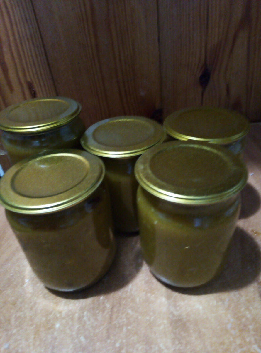 Ткемали готово.