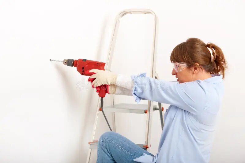 Только я нормально инструмент держу.)