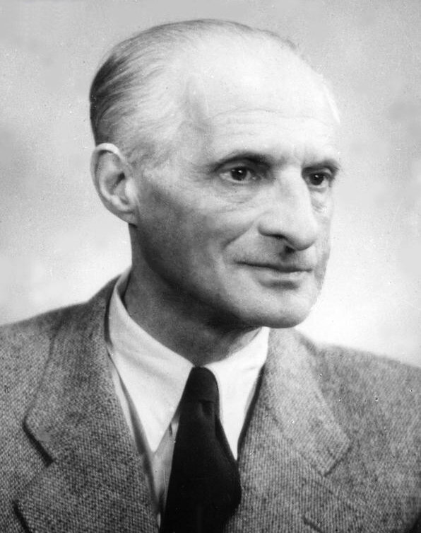 Юлиан Тувим. 