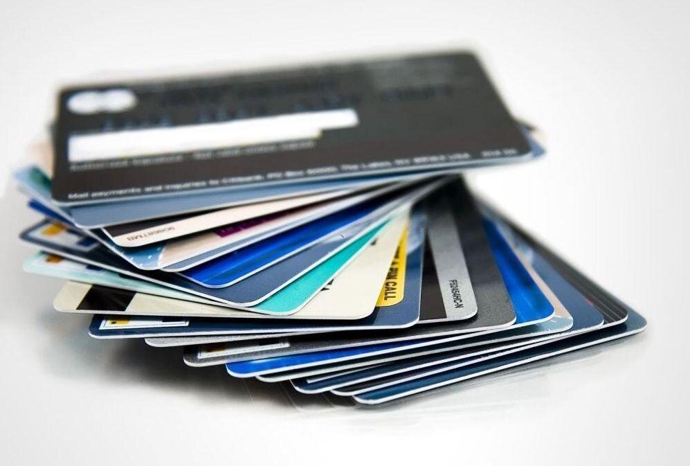 Пластиковые карты.