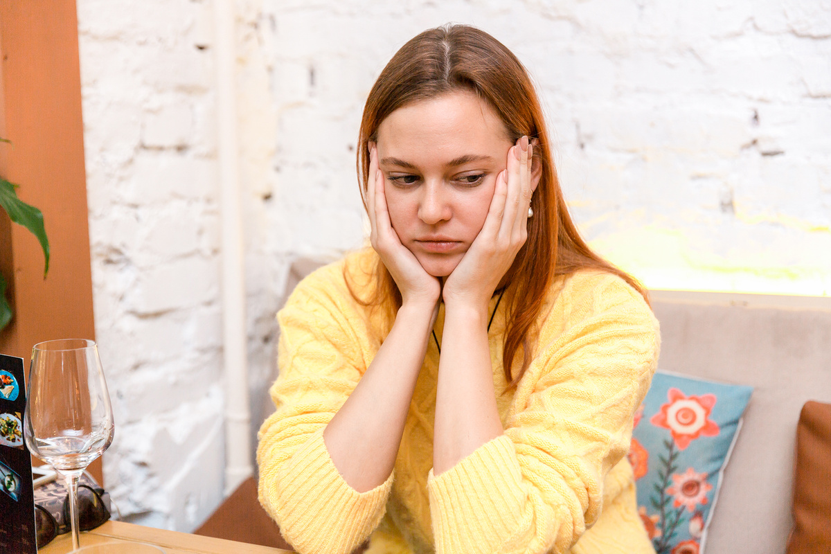 Из-за откровенных снимков Анну не берут работать в госучреждения