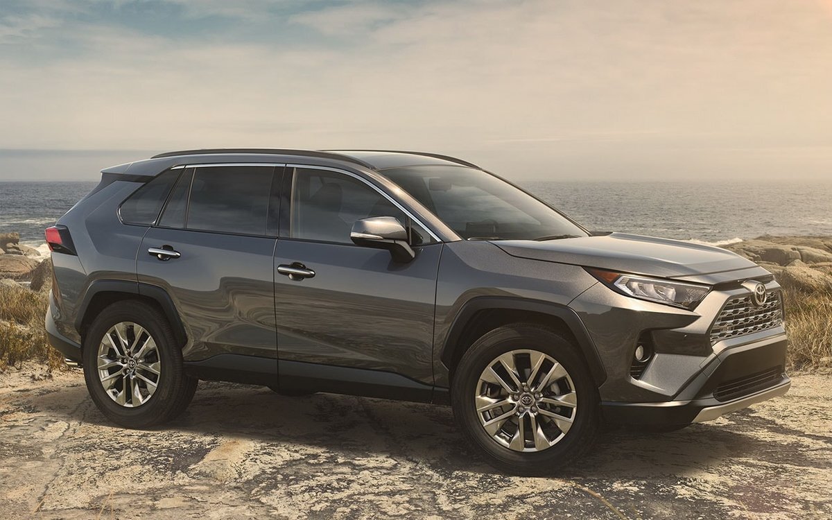 Toyota RAV4 пятого поколения