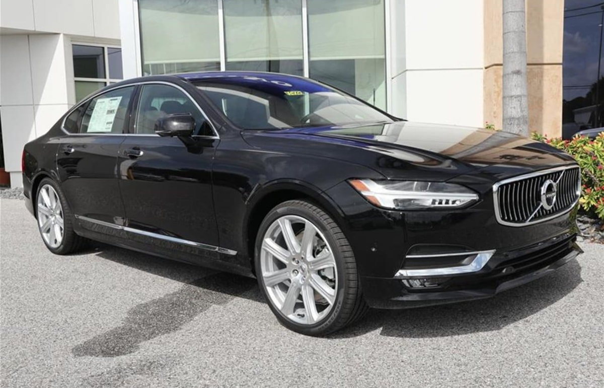 Volvo S90