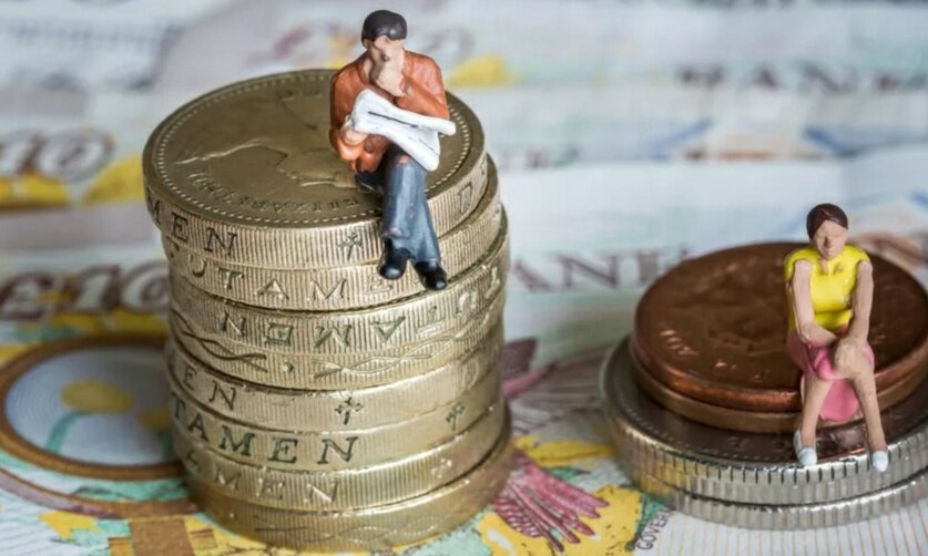 Женщинам платят меньше