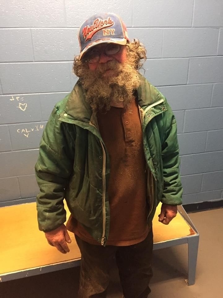 Бездомный до преображения