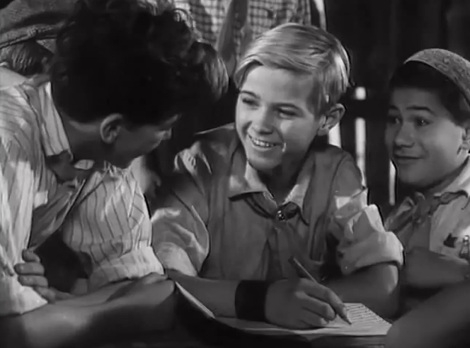 Кадр фильма "Тимур и его команда" 1940 года