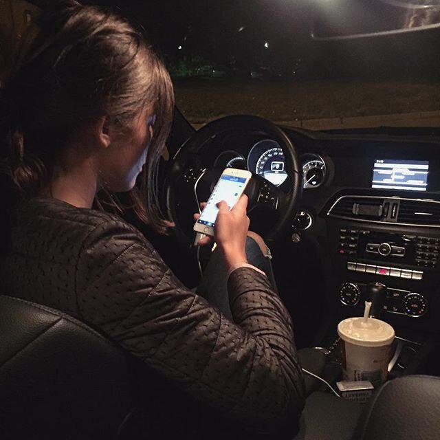 snapchat girl in car именно так я нашёл изображение, которое Анастасия использует в качестве аватара у себя в профиле, значит и профиль - фейковый. Фото из открытых источников.
