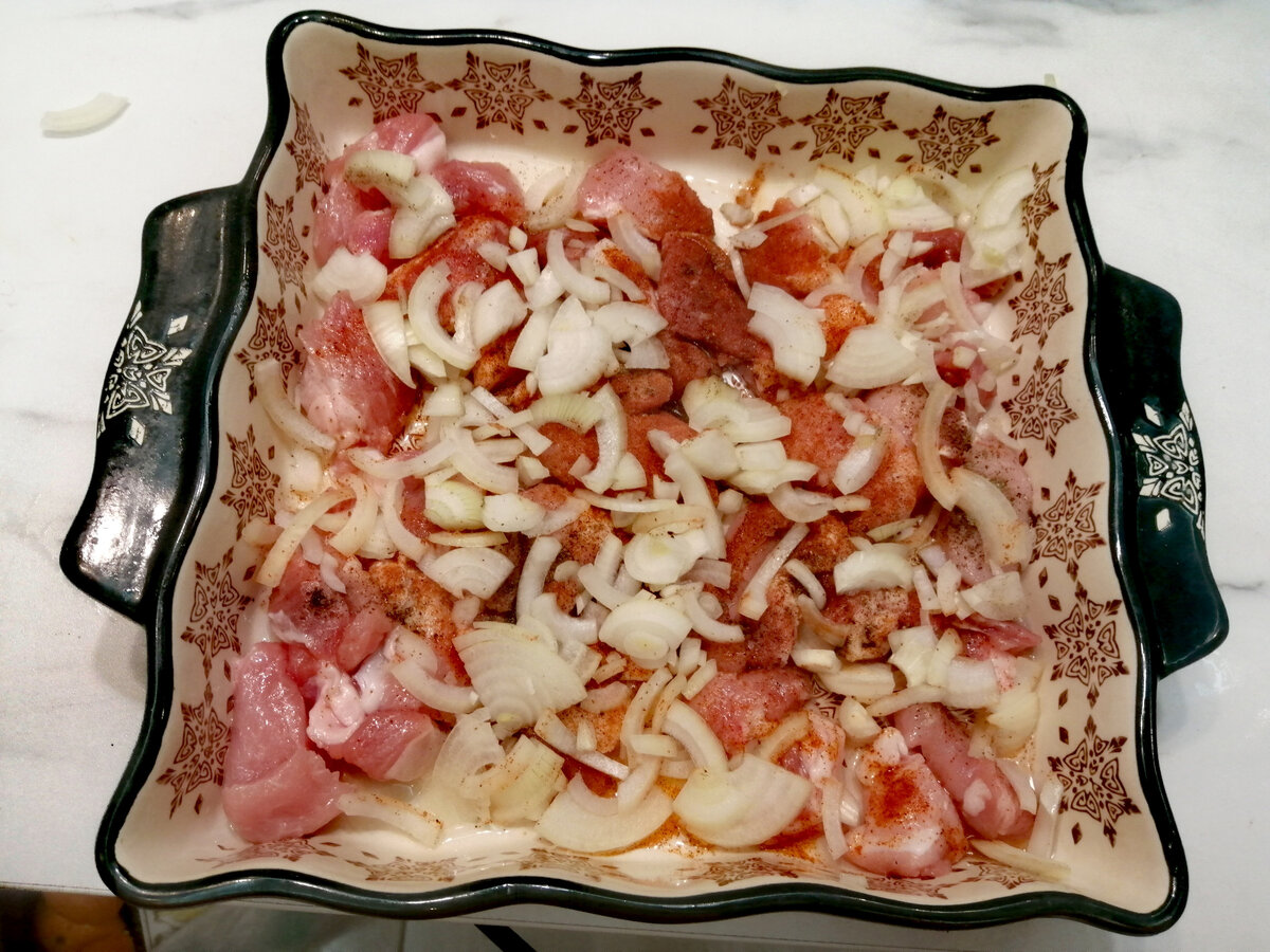 Как легко накормить семью из четырех человек. Картофельно-мясная запеканка.