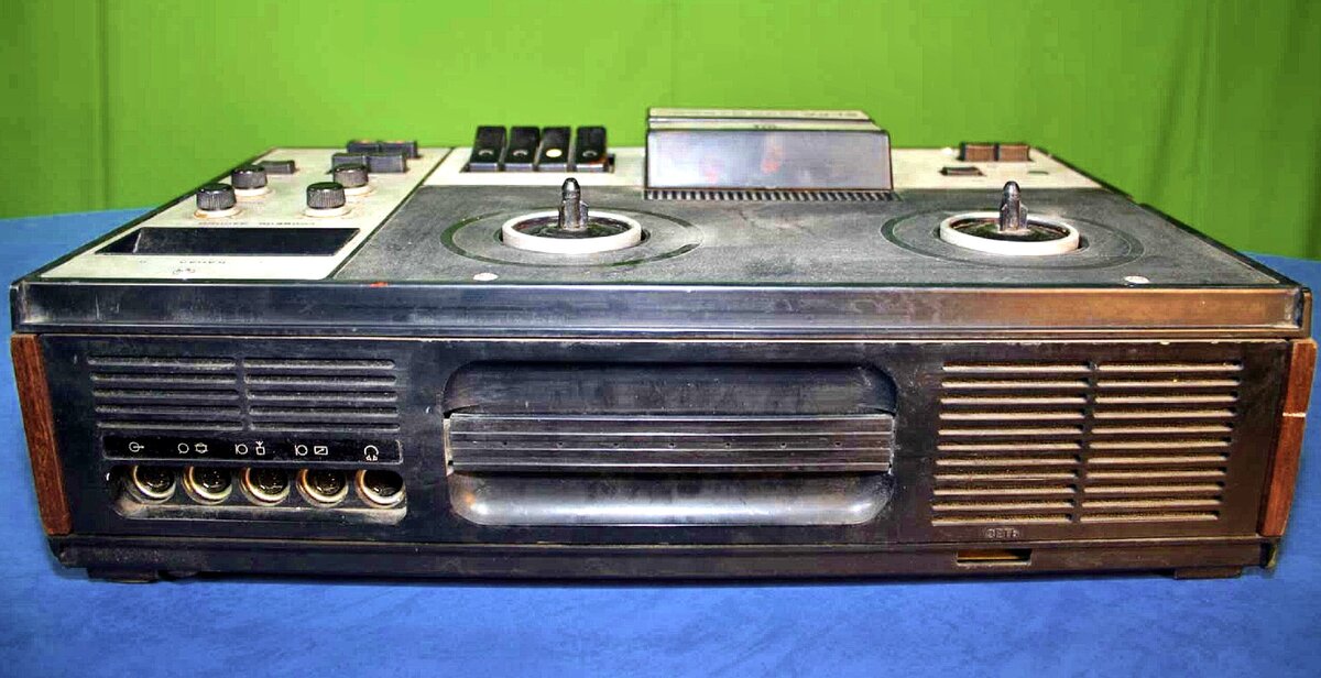 Cхемы на отечественную аудио аппаратуру сделанную в СССР