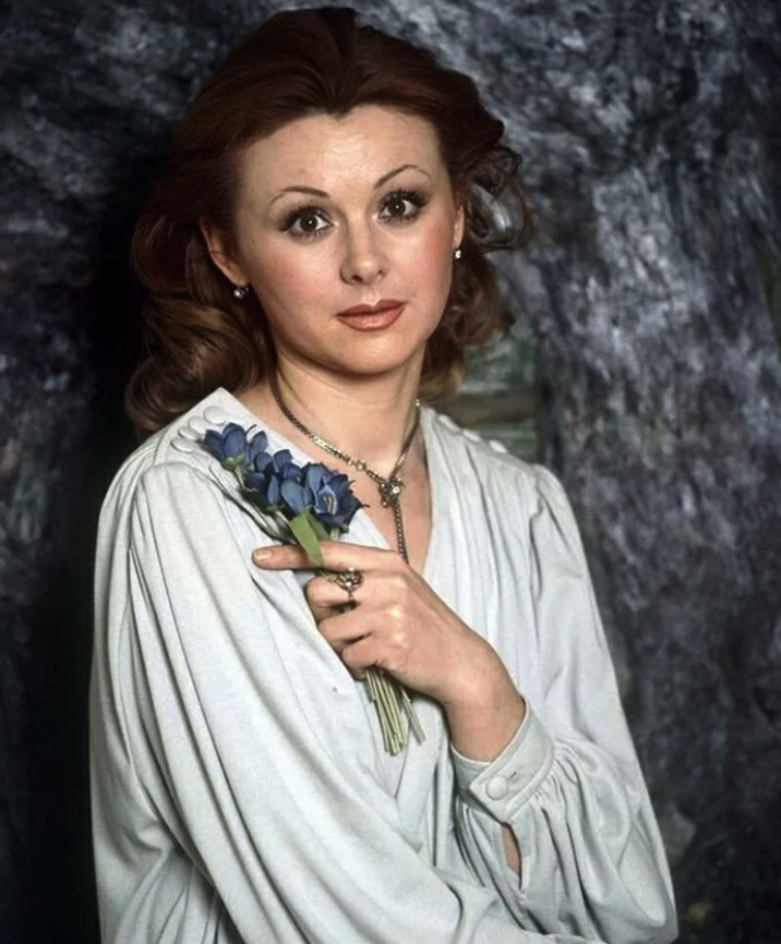 «Забытые красавицы»: чем сегодня занимаются самые красивые актрисы советского кино