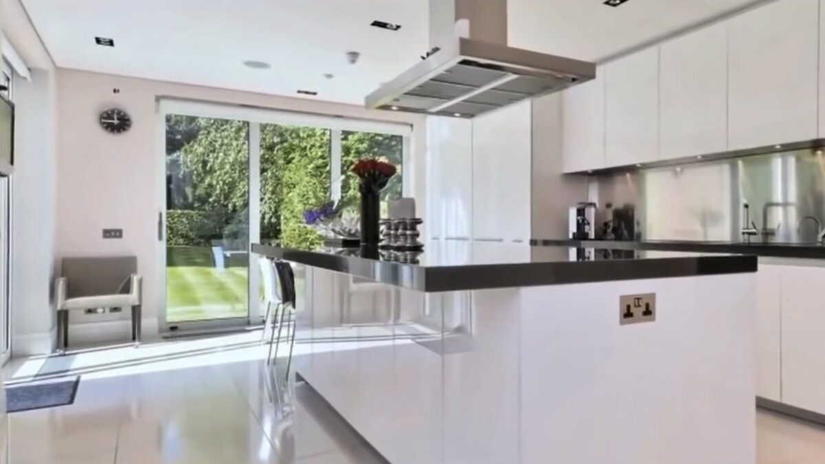 Дом Генриха Мхитаряна