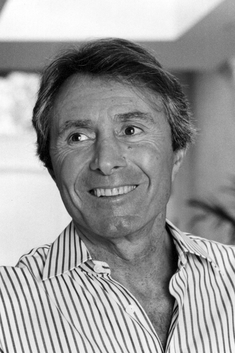 Франсис Вебер