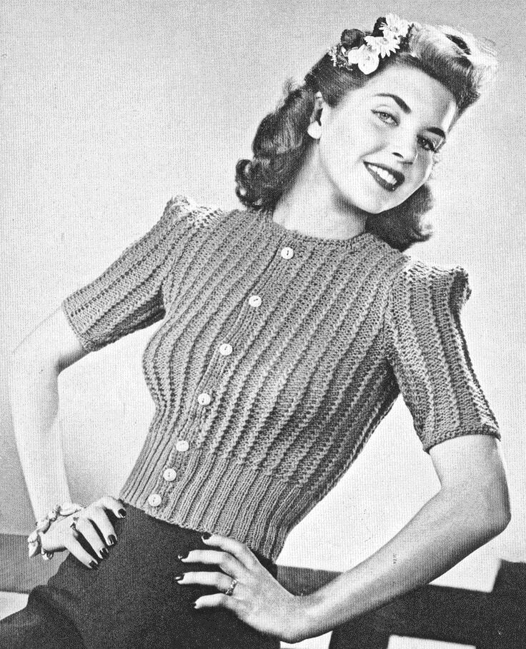 Очень даже современный укороченный кардиган