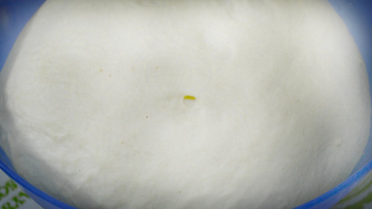 Простой рецепт теста на дрожжах для приготовления сладких булочек, ватрушек, рулетов. Сдобное дрожжевое тесто для приготовления сладкой выпечки.