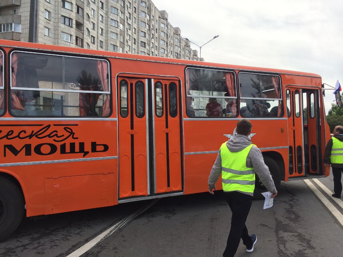 Техпомощь на базе Ikarus 260. Санкт-Петербург 2019