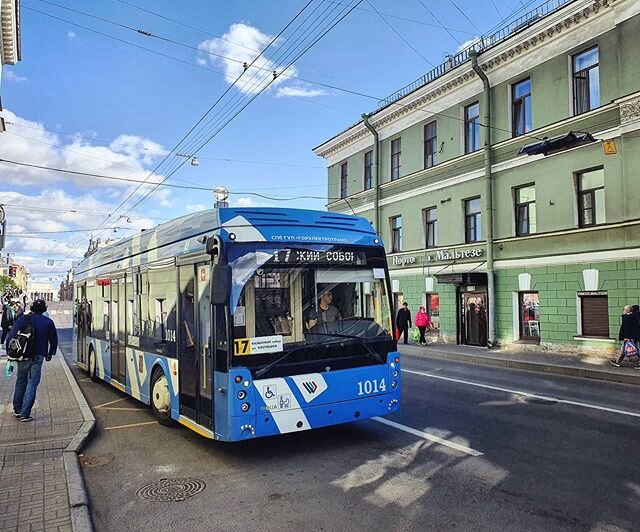 Троллейбус Тролза Мегаполис (фото - https://www.instagram.com/transportspb/)