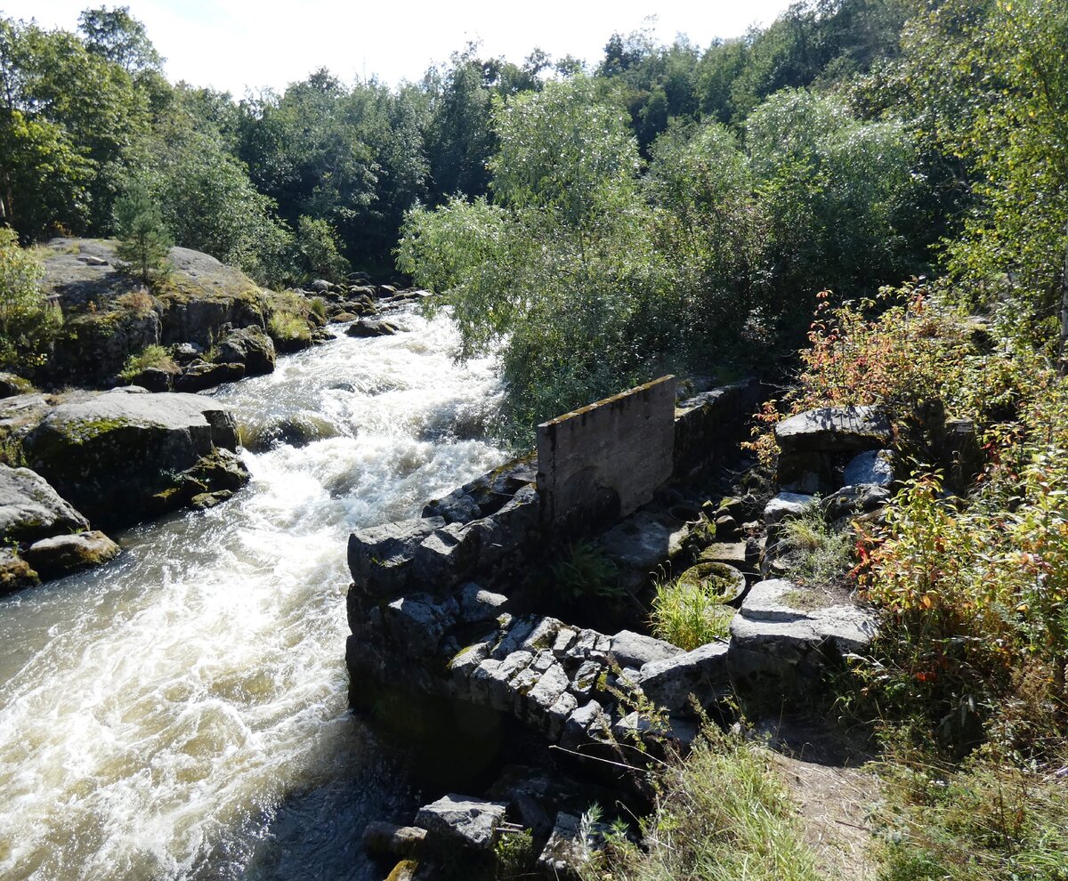 Водопад асилан