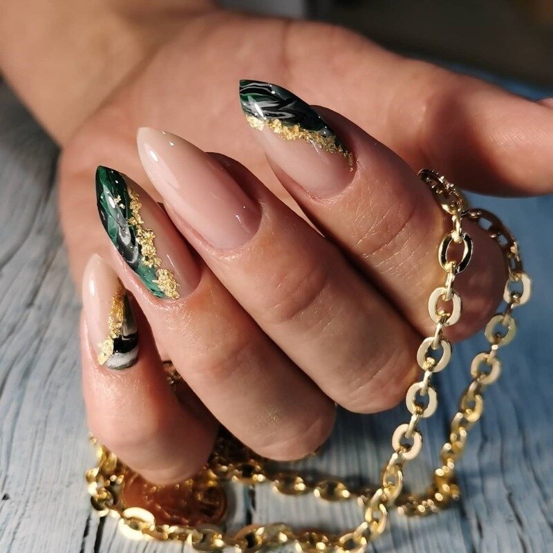 Источник фото https://www.instagram.com/p/CGrVq0SDiWm/