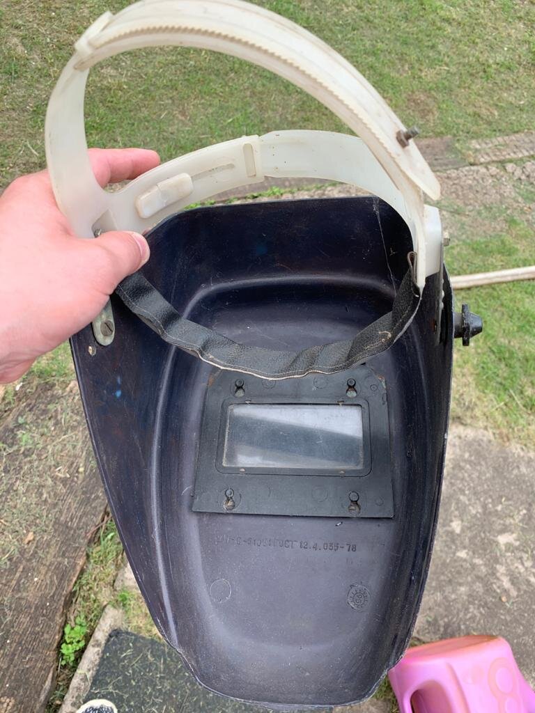 лучшая маска для сварки по мнению моего соседа - привет Азат 