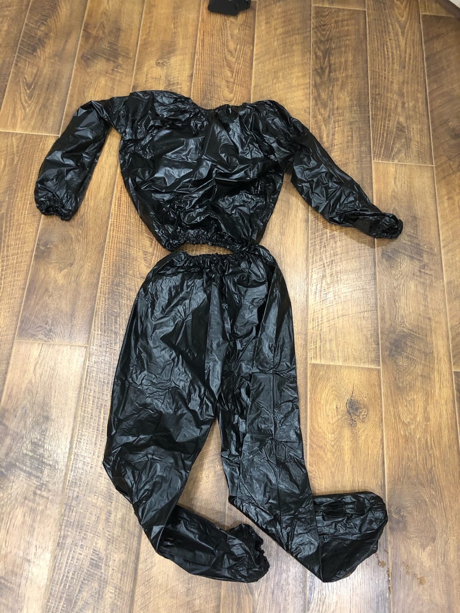 Вот мой костюм-сауна.