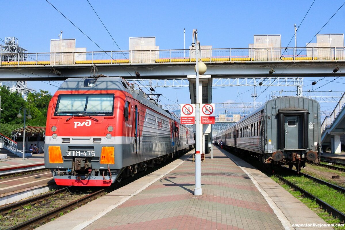 Новороссийск (станция). Железнодорожная станция Новороссийск. Эд4м 0475. Вагонопоток станции Новороссийск.