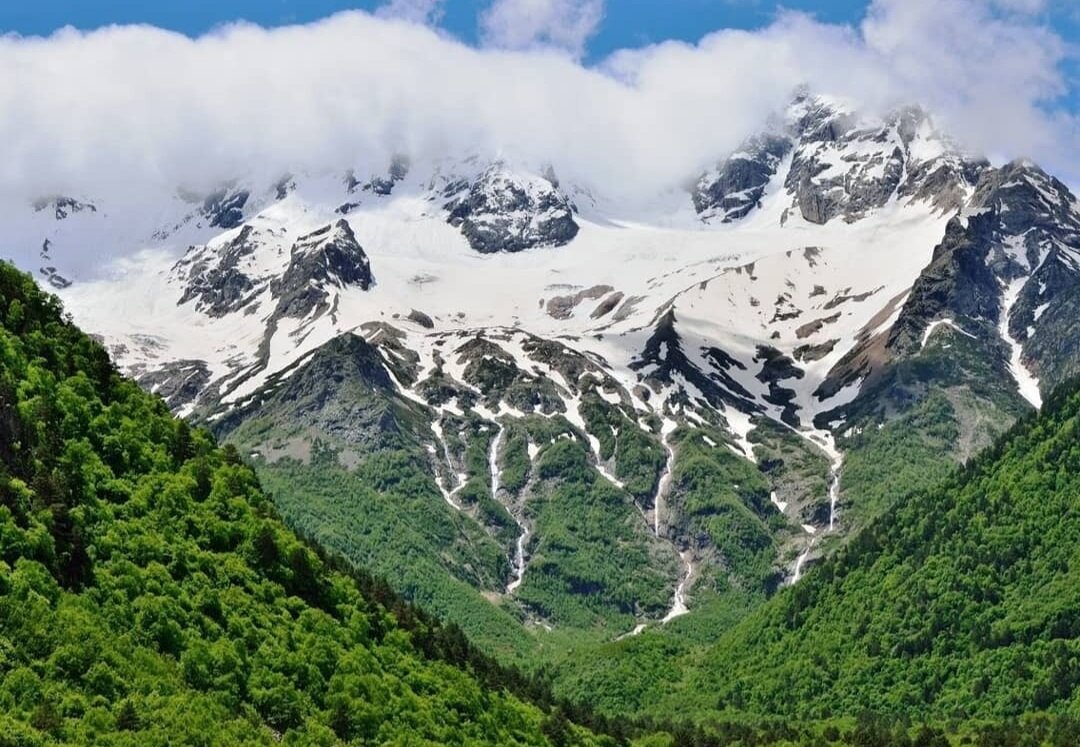 Дзинага водопады