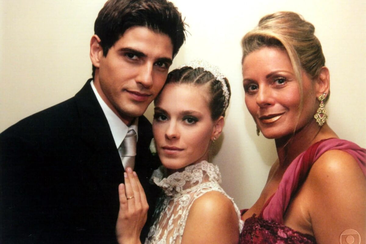 Стал дочкин...