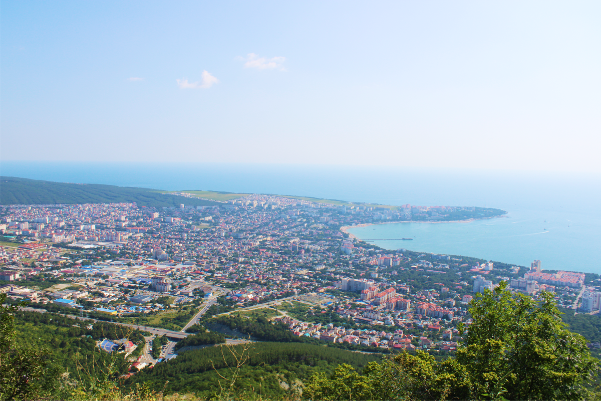 Вид на Геленджик с горы
