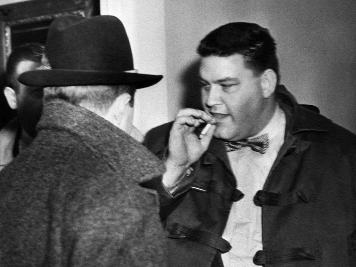 Великий мошенник Демара