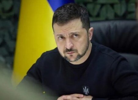 Украинский режиссер предрекает смещение Зеленского Западом из-за риска ядерной войны