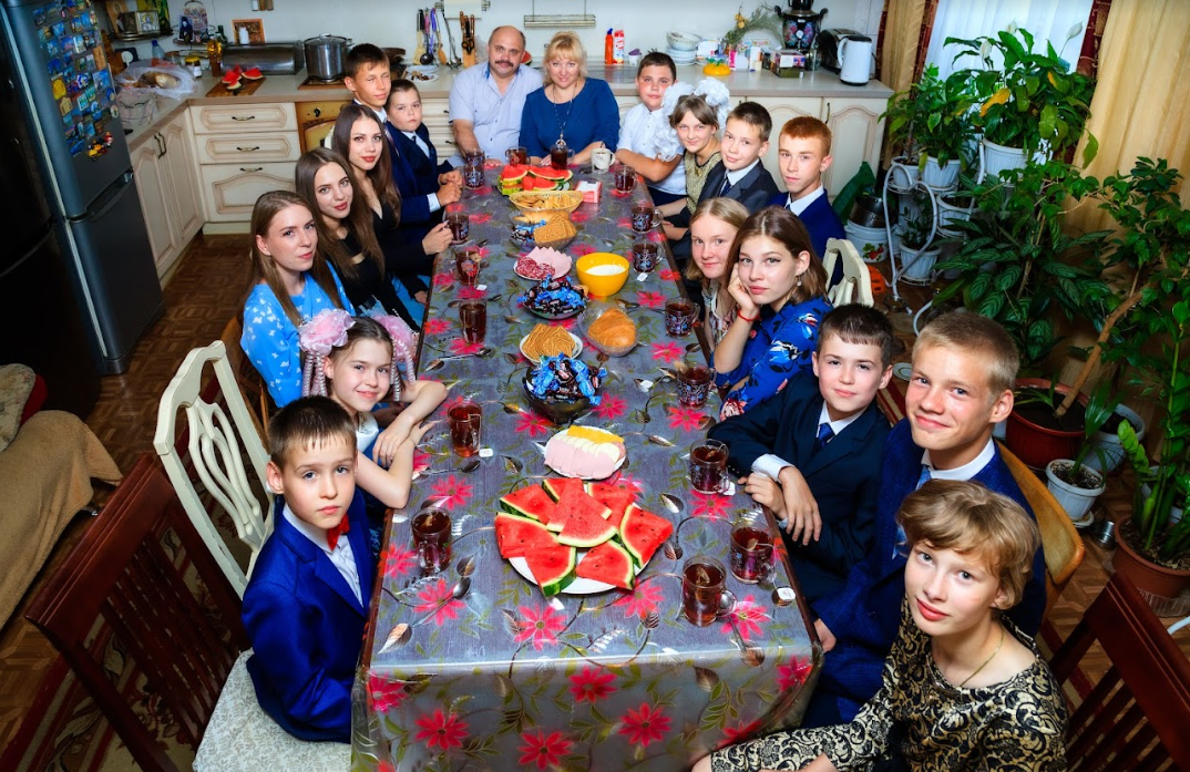 Большая семья Висюлькиных. Фото: Николай Гагарин