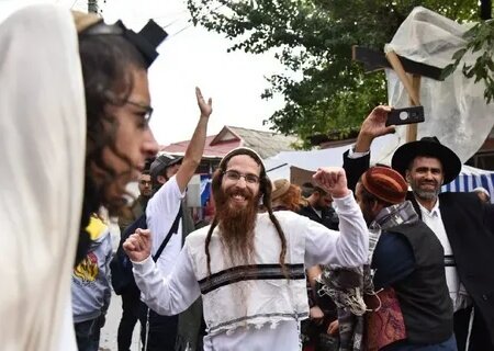    Более 30 тысяч хасидов намерены приехать в Умань на Рош ха-Шана, несмотря на военный конфликт на Украине