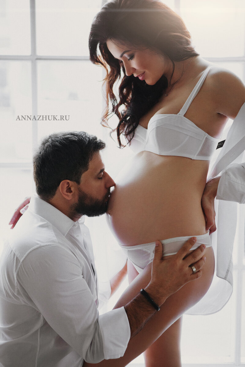 Идеи фотосессии беременных с мужем в студии