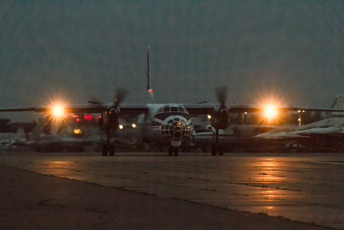 29 февраля и 5 марта 2016 г. этот Ан-30 RA-30078 ВВС России летал с инспекцией над Португалией и Испанией в рамках договора "Открытое небо". А 17 марта 2016 он летал над Бельгией.