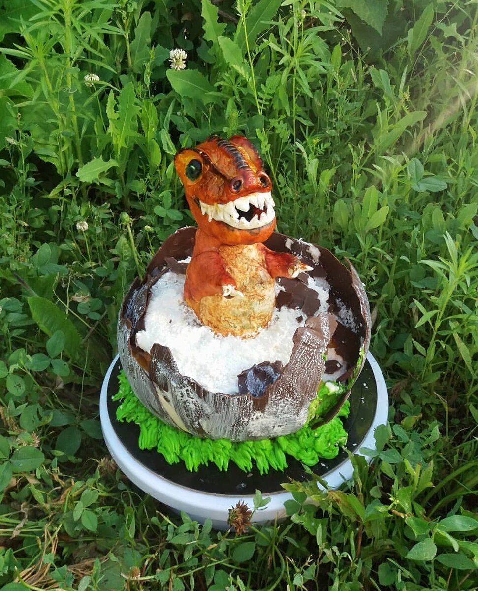 Наш прошлогодний торт от @zubovo_cake