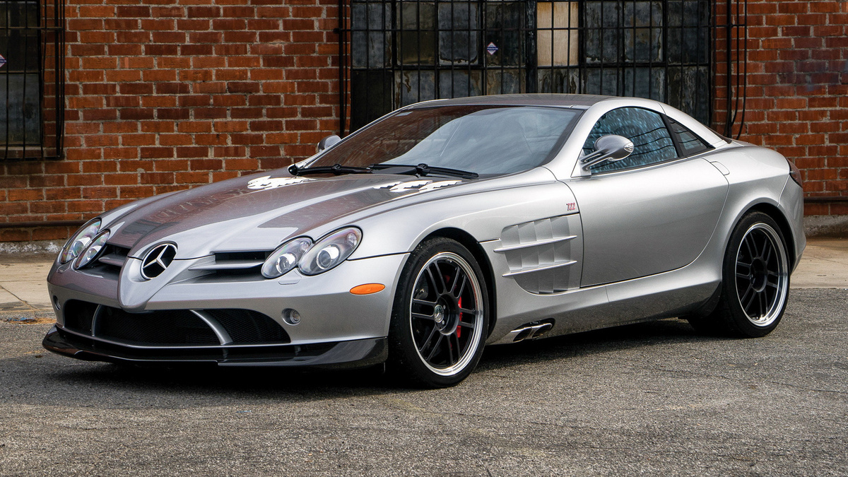 Mercedes-Benz SLR McLaren 2004 один из любимых автомобилей Дональда Трампа