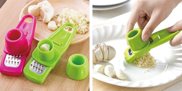 В отличие от металлических, похожих на плоскогубцы прессов для чеснока, которые есть в каждом доме ещё с советских времён, из этой штуки удобно доставать измельчённый чеснок, а ещё её легко мыть. При этом со своей работой она справляется не хуже железного собрата.