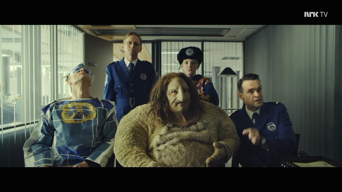 Магнус
Magnus
Рейтинги:	IMDb: 7.5 Кинопоиск: 7.06 
Жанр: Комедии, Криминал, Фэнтези
