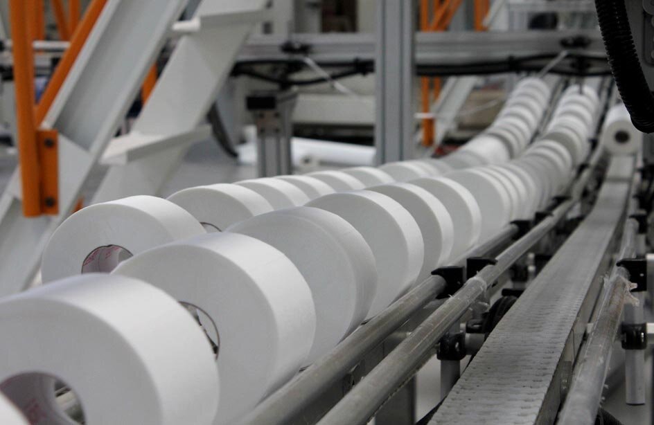 оборудование для производства бумажных полотенец. завод туалетной бумаги. бдм для производства туалетной бумаги. мини завод туалетная бумага. завод по производству туалетной бумаги.