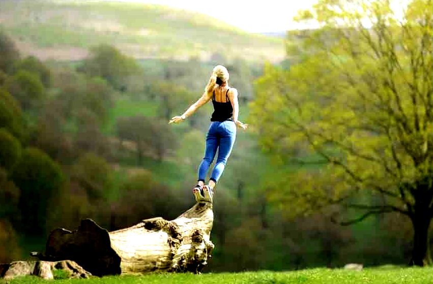 Живи полегче, чтоб не очень-то страдать,