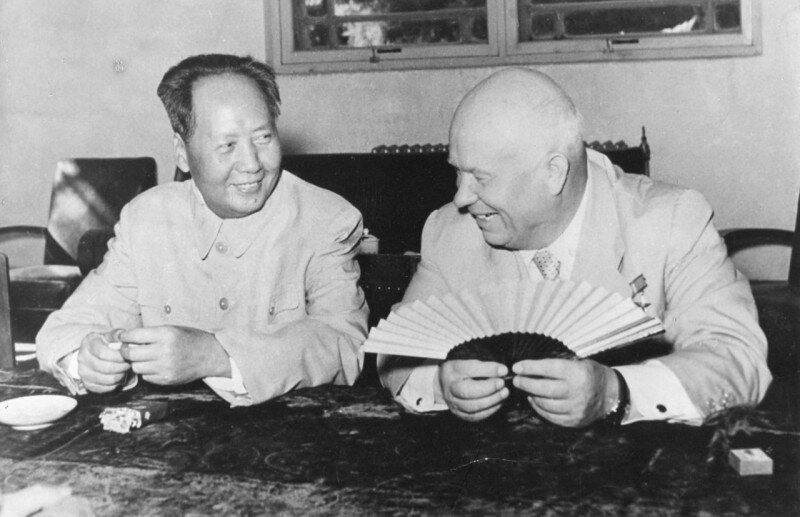 Источник: https://picturehistory.livejournal.com/ 