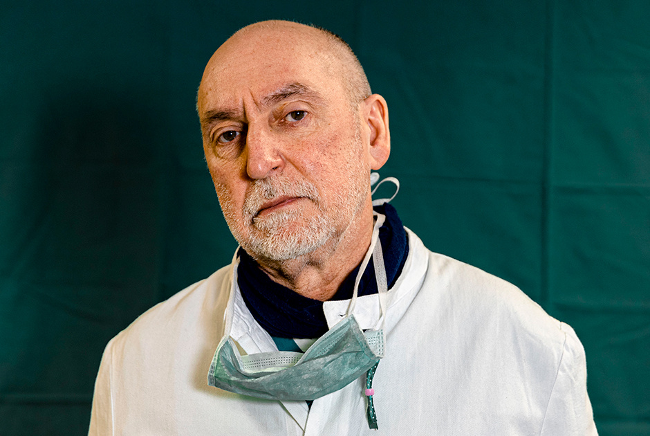 Габриэле Томасони, 65 лет, глава отделения интенсивной терапии